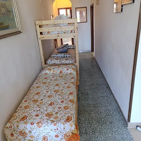 2 In Vista Mare Con 5 Oppure 9 Posti * San Menaio