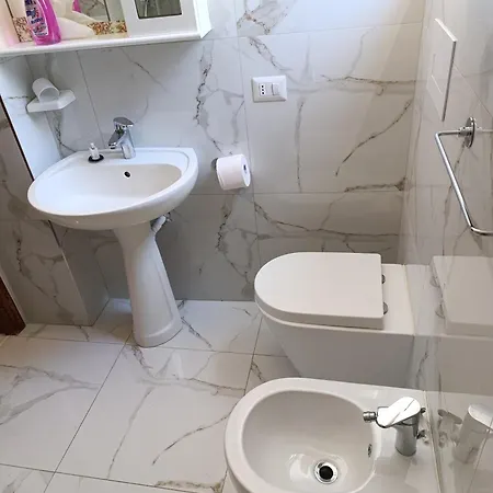 2 In Vista Mare Con 5 Oppure 9 Posti *