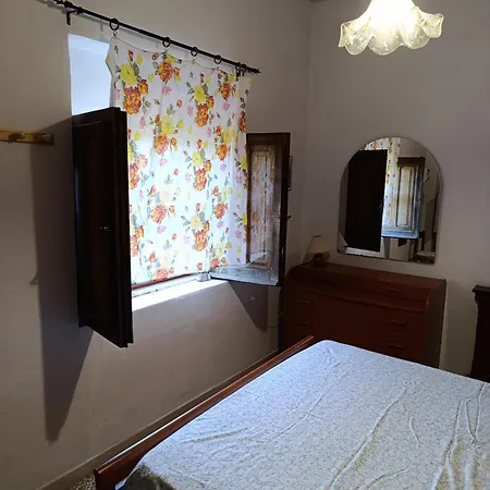 2 In Vista Mare Con 5 Oppure 9 Posti San Menaio
