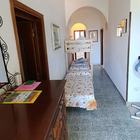 2 In Vista Mare Con 5 Oppure 9 Posti San Menaio